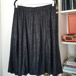 Tildon black midi skirt